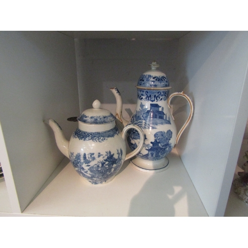 1456 - A late 18th/early 19th Century pearlware blue and white transfer printed coffee pot.  A similar teap... 