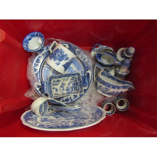 1515 - A small collection of 19th Century blue and white 