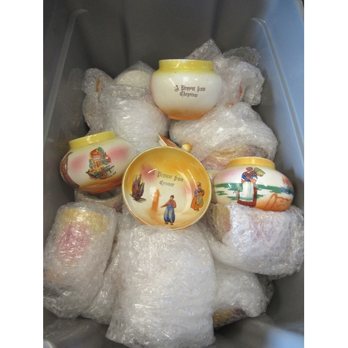 1180 - A good quantity of early 20th Century tourist ceramic pieces