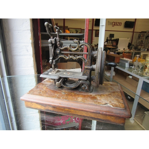 1256 - A Jas G Weir sewing machine