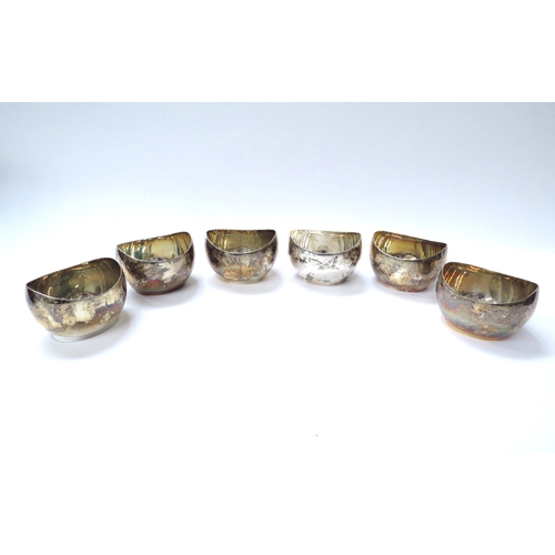 6451 - Six silver small bowls of shaped form marked 925 Sterling to bases, 5cm tall, 7.5cm wide, 6.5cm deep... 