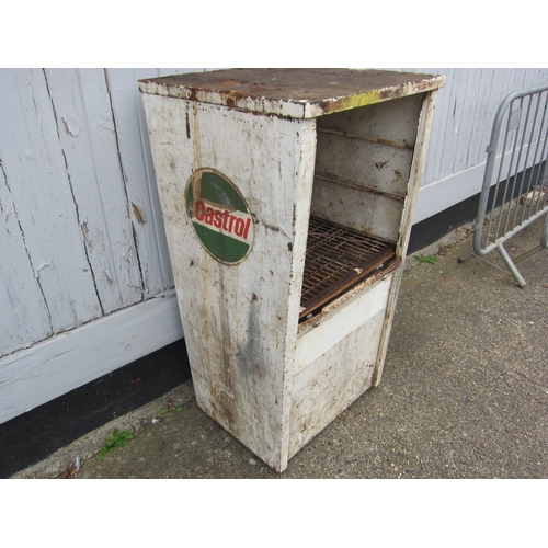 3489 - A Castrol cabinet