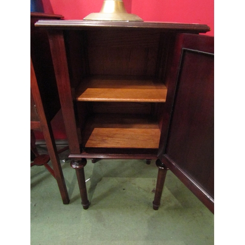 4085 - An Edwardian mahogany single door bedside cabinet on turned and tapering leg supports, 75cm tall x 4... 