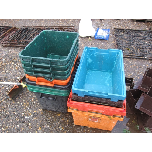 3419 - A quantity of plastic stacking boxes