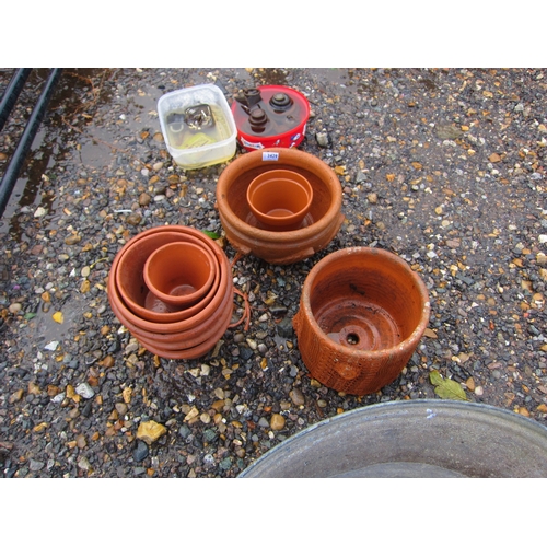 3429 - A quantity of terracotta pots.