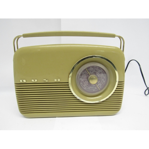 7305 - A retro Bush TR82/97 radio