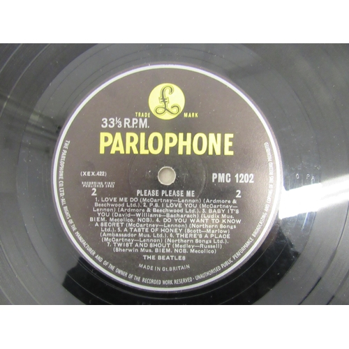 7146 - THE BEATLES: 'Please Please Me' LP, 4th UK mono pressing (PMC 1202, -1N/-1N matrix, vinyl a strong V... 