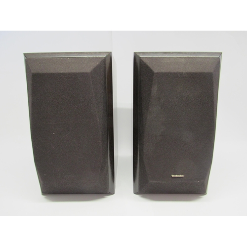 7356 - Hi-fi - A pair of Technics SB-M300M2 bookshelf speakers