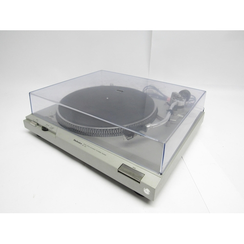 7457 - Hi-fi - A Technics SL-D2 direct drive turntable with Stanton 500 Mk II cartridge, lid hinges snapped