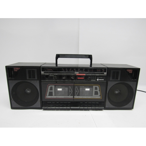 7329 - A 1980s Samsung PD-45L portable double cassette radio boombox with detachable speakers