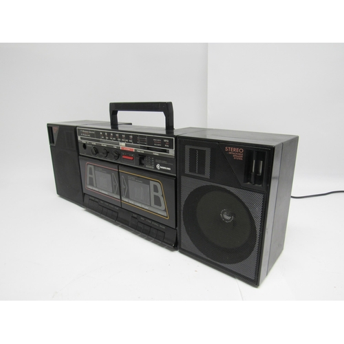 7329 - A 1980s Samsung PD-45L portable double cassette radio boombox with detachable speakers