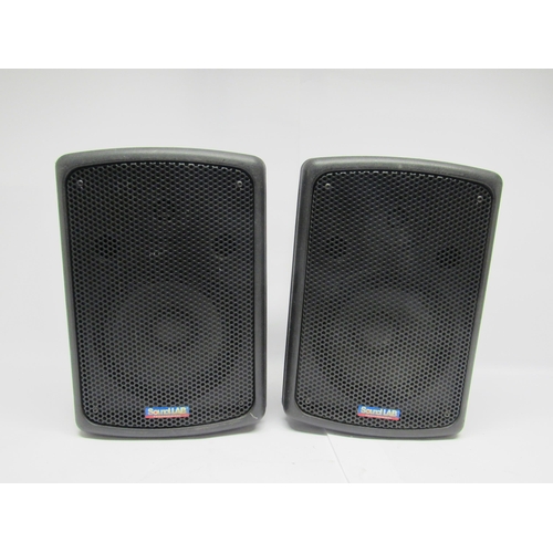 7422 - A pair of Sound Lab Professional G591A 100w speakers