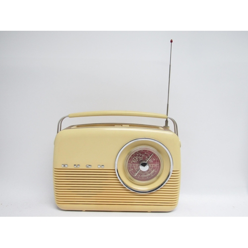 7304 - A 1960s Bush VTR 103 transistor radio with VHF coverage