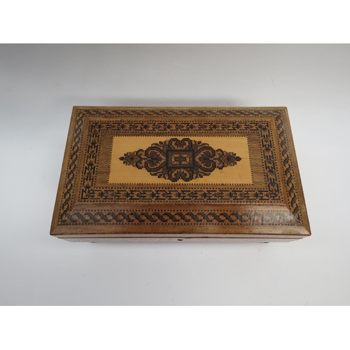 6277 - A Tunbridge games box 9.5cm x 21.5cm x 13cm