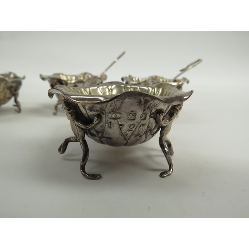 6352 - A set of four silver salts as frogs (one has a leg missing) holding lily pads aloft, maker AW, Birmi... 