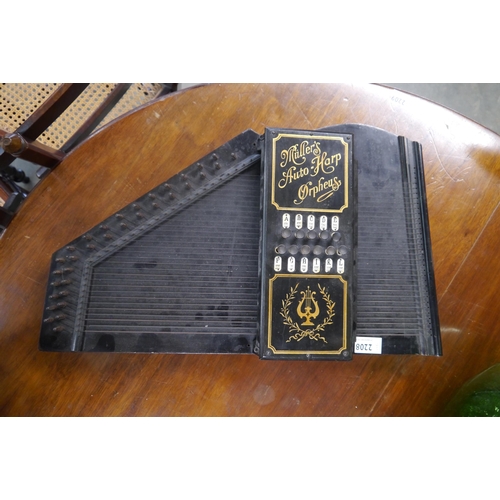 2470 - A Mullers auto-harp orpheus