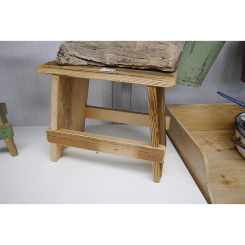 2293 - A rustic pine stool