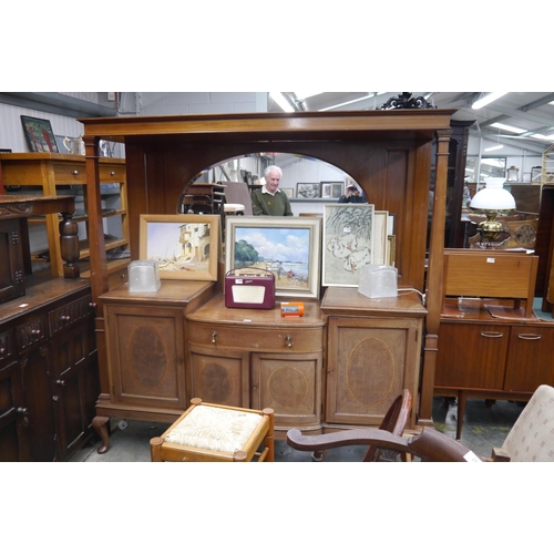 2467 - An Edwardian inlaid mahogany mirror back sideboard with column sides