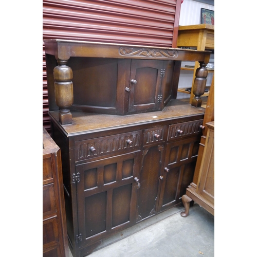 2404 - An oak court cupboard