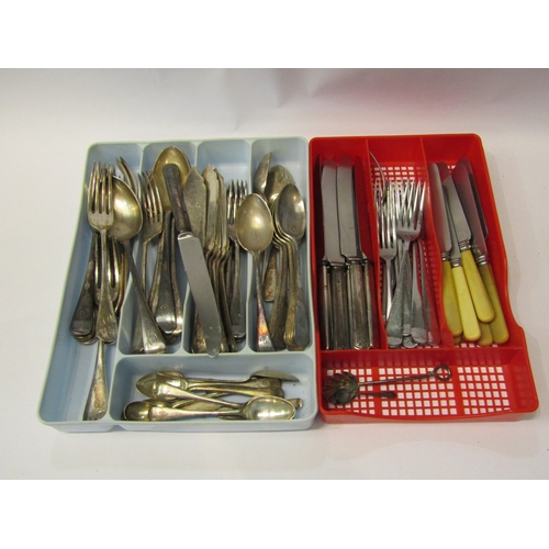 4314 - Two trays of mainly Walker & Hall cutlery