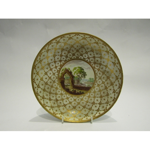 4385 - A First Period Minton plate, 150 in puce to base, 18.5cm diameter