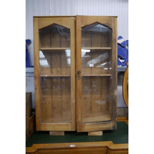 2282 - A Victorian pine glazed bookcase