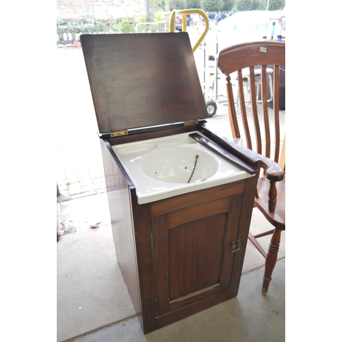 2473 - A late Victorian mahogany campaign wash cupboard with ceramic basin and brass waste