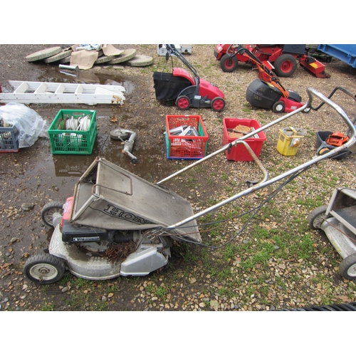 3372 - A Honda mower with collector A/F