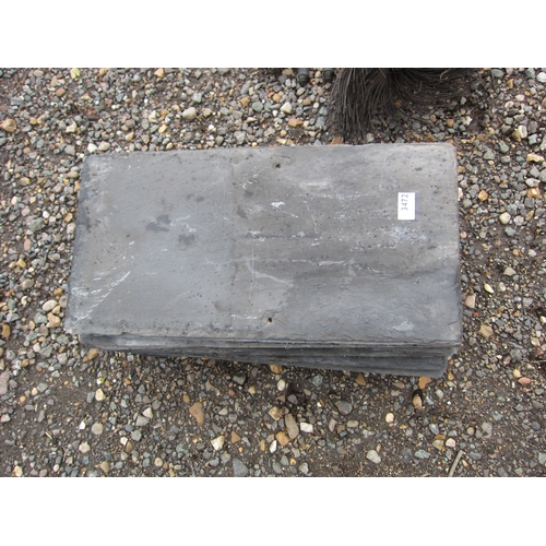 3472 - A quantity of slate tiles