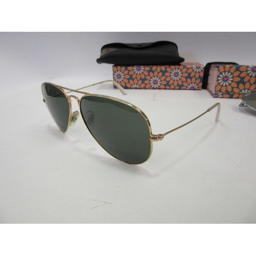 1297 - Two pairs of Ray-Ban aviators and two others (4)