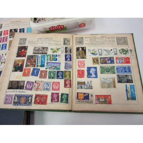 1310 - A collection of stamp albums and loose examples from Great Britain, penny black and reds, mainly 20t... 