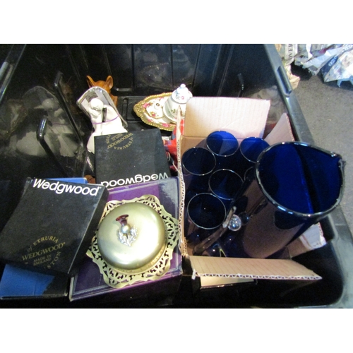 1129 - A box of assorted ceramics and glassware including Edinburgh Crystal and Wedgwood