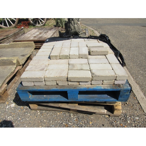 8027 - A pallet of approx 100 grey floor bricks