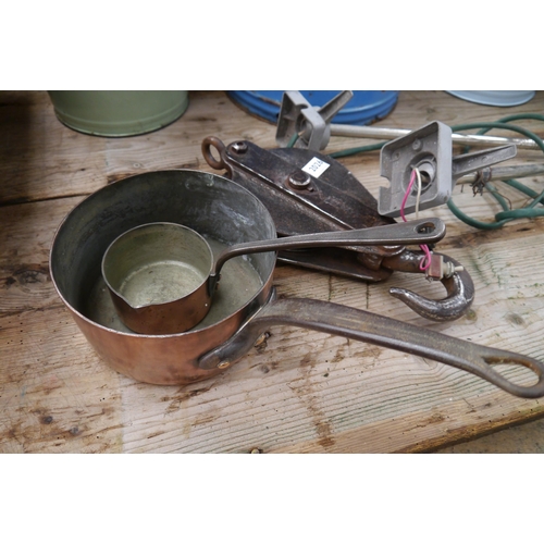 2058 - Two French copper pots and pulley