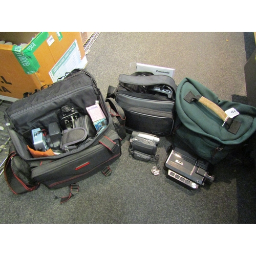 1442 - A Hanimex Compact CPM 31, Sony Handycam DCR-HC44 and a bag of cameras and accessories