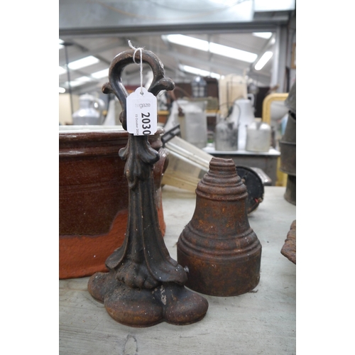 2030 - Two Victorian cast iron door stops