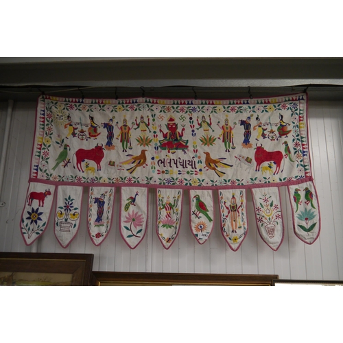 2093 - A hand embroided Indian wall vallace wall hanging