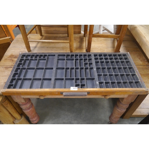 2277 - A printers tray