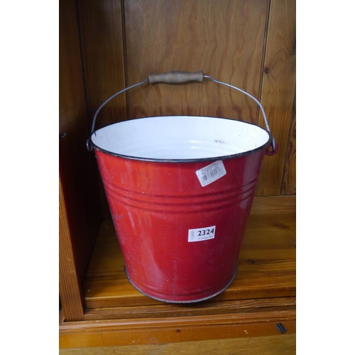 2324 - A red enamel bucket