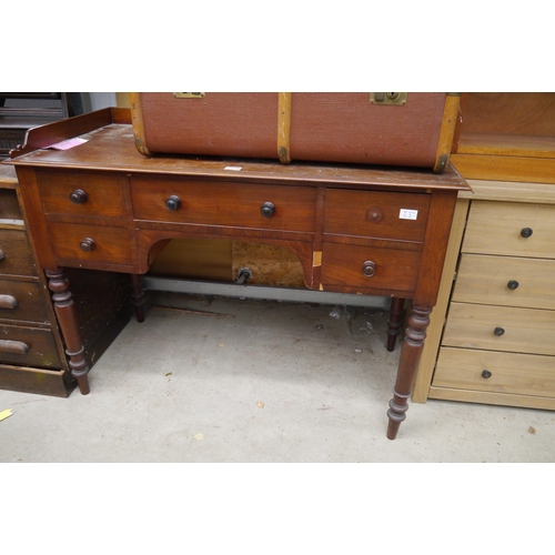 2430 - A Victorian mahogany side table / writing desk