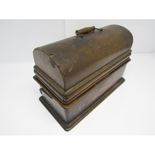 7439 - An early 20th Century oak cased Edison Home Phonograph, serial no. H146364