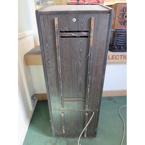 7423 - A Vartek Kadet 'Videoplay' vintage arcade video game cabinet, approx. 141cm tall x 50cm wide x 59cm ... 