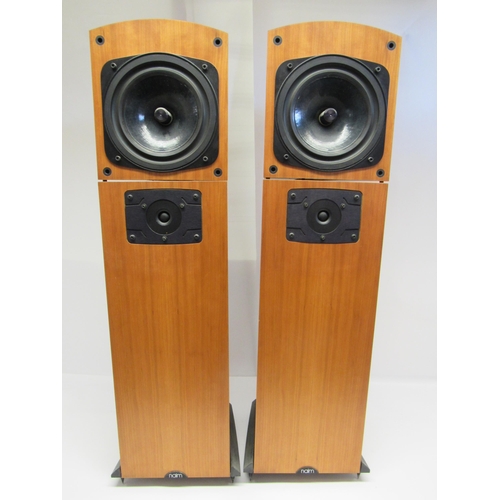 7486 - Hi-fi - A pair of Naim 'Allae' floorstanding speakers in cherry wood finish, serial no.235010, 96cm ... 