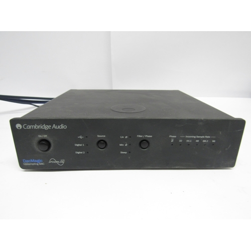 7376 - Hi-fi - A Cambridge Audio DacMagic up sampling DAC, serial no. YN C4080 1106 0283