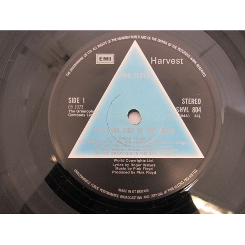 7006 - PINK FLOYD: 'The Dark Side Of The Moon' LP, original 1973 UK pressing with solid blue triangle label... 