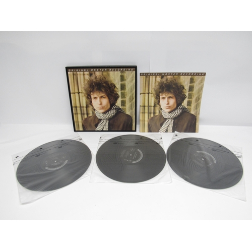 7040 - BOB DYLAN: 'Blonde On Blonde' limited edition Mobile Fidelity Sound Lab 3 x 180g 45rpm LP box set wi... 