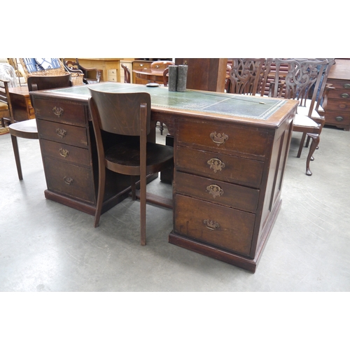 2477 - An Edwardian mahogany partners desk, green leather top