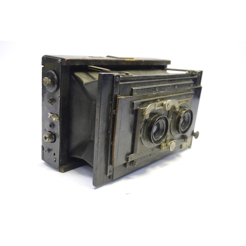 6025 - A Goerz Anschutz stereo, 9x18cm, leather covered wood body, a pair of Dagor Doppel-Anastigmat f/6.8 ... 