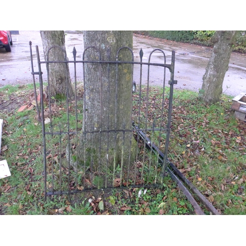 8030 - A 19th Century wrought iron spike and hoop top side gate with original posts, gate is 36