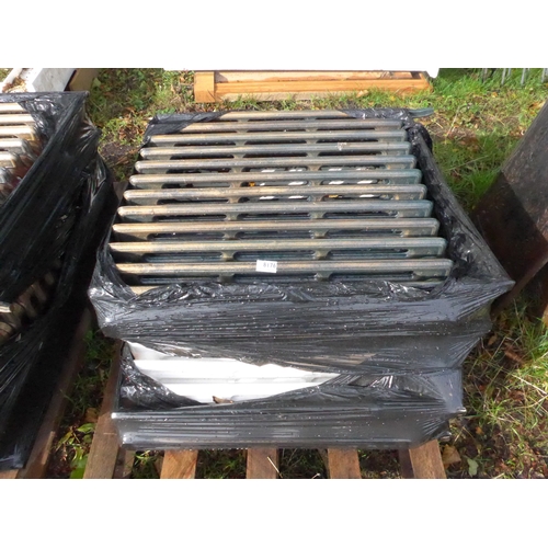 8176 - A pallet containing three reclaimed cast iron radiators